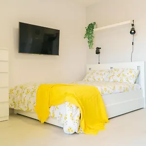 Aguila Sea View Apartment